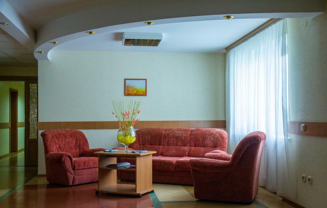 Energiya Hotel Brest Buitenkant foto