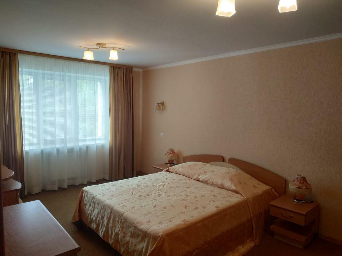 Energiya Hotel Brest Buitenkant foto
