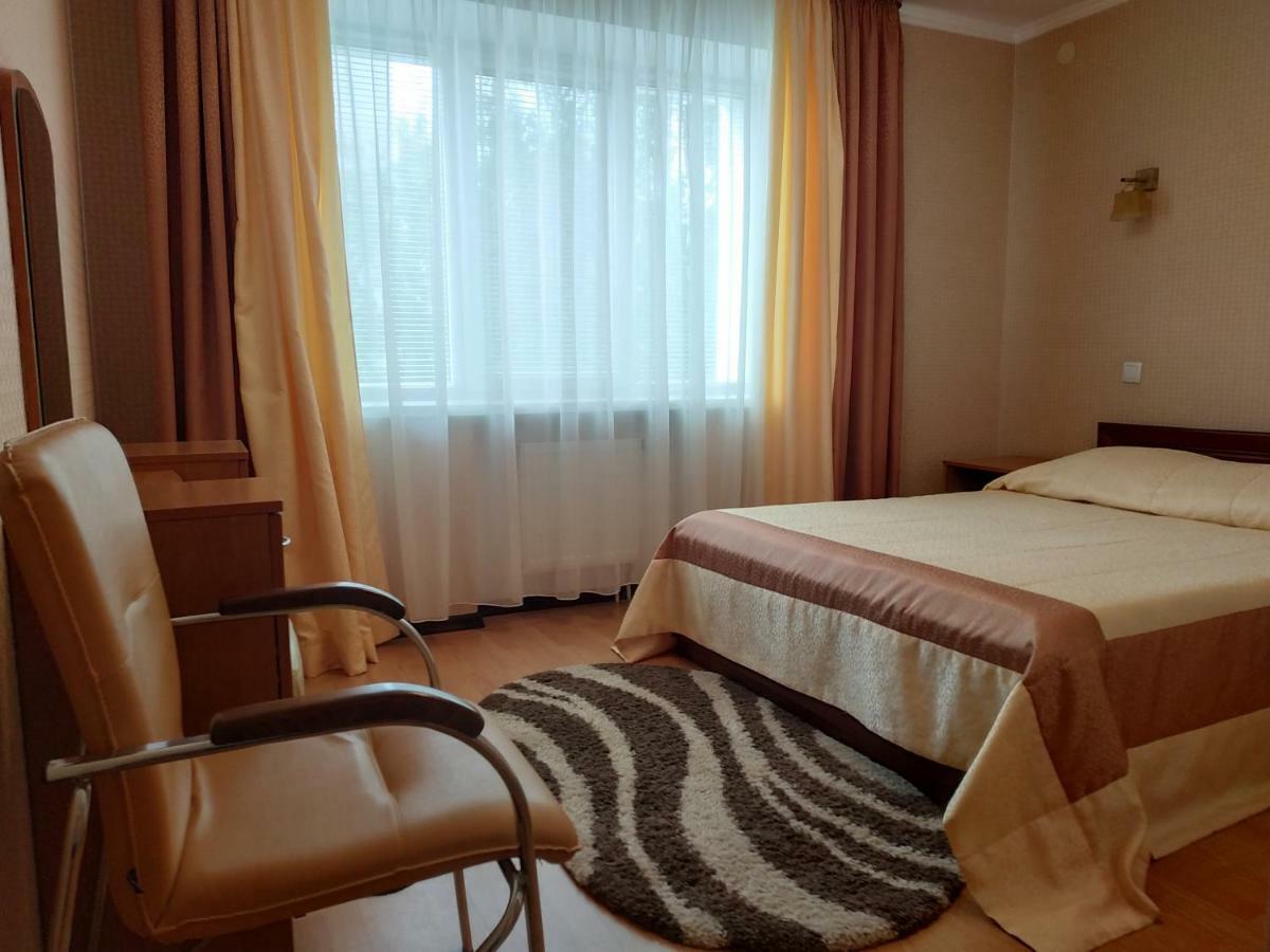 Energiya Hotel Brest Buitenkant foto